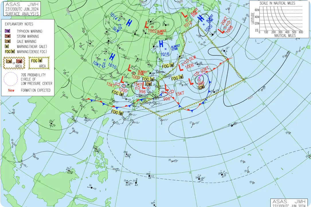 毎日 関西空港だけではなく、国内の主要空港の気象実況、予報に気を配ります。